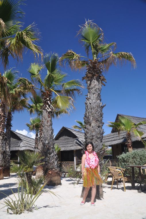 Voyage fabuleux et surnaturel dans la République du Kon Tiki... Village polynésien à 3km de St Tropez.
De notre hutte plantée sur la plage, à l'ombre des palmiers, nous avons vécu ces vacances de Pâques 2012 comme un rêve éveillé.