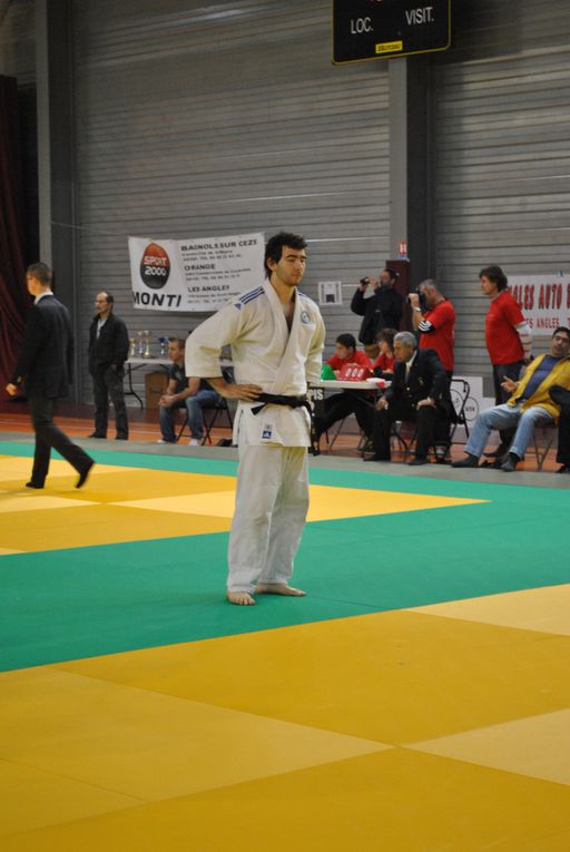 Album - tournoi-de-pujaut-equipe-seniors-16-10-10