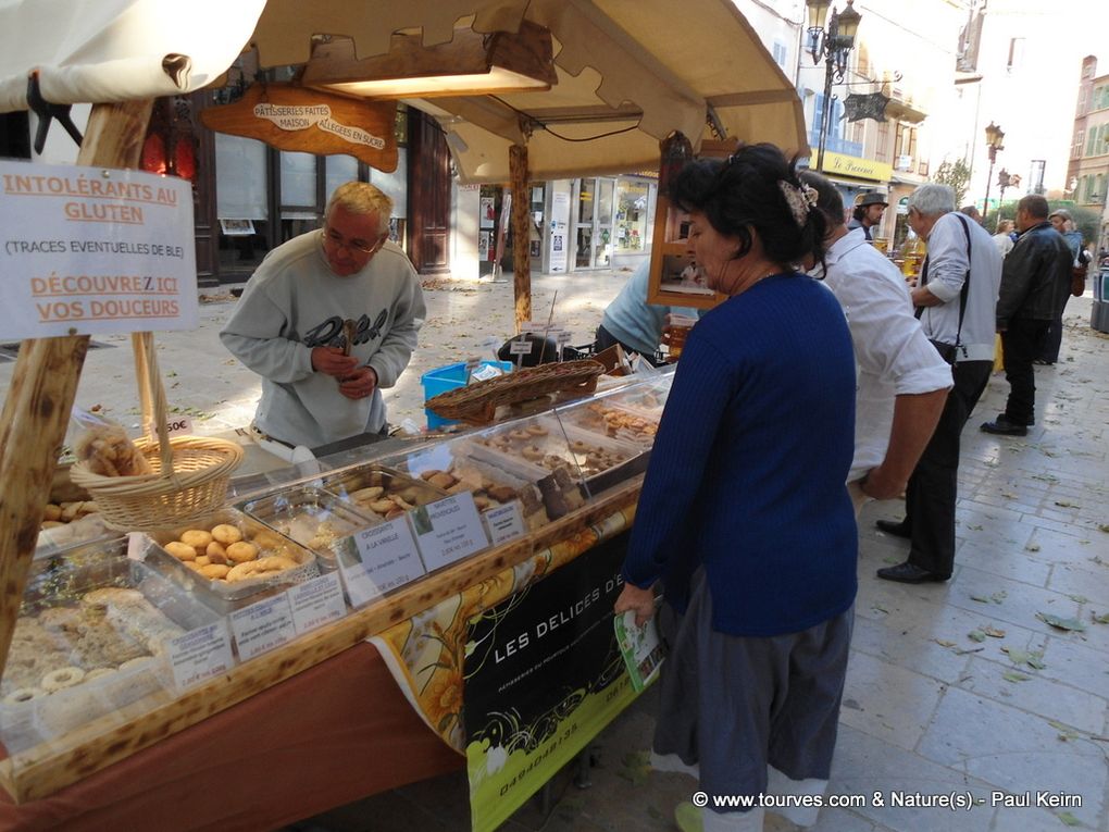 Un marché bio régulier à Brignoles ? C'était la première, le 7 octobre 2011. Rush de bio...