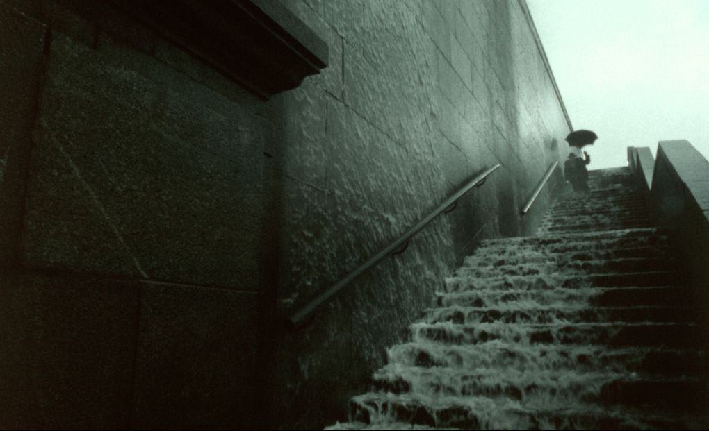 L'Inondation (BANDE-ANNONCE) avec Isabelle Huppert, Boris Nevzorov, Macha Lipkina - Le 28 février 2024 au cinéma