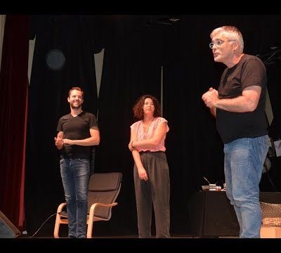 La première soirée du festival des arts improvisés. 
