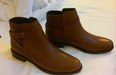 { New in } Mes boots camel André 