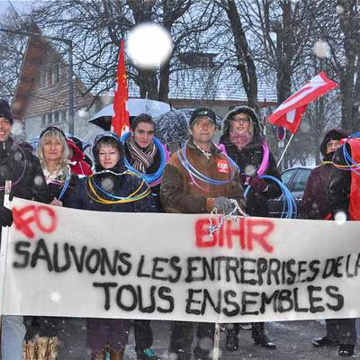 LA VIE AVANT L'ECONOMIE, PARLONS EN!