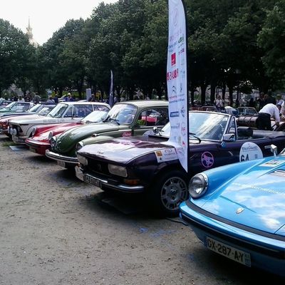 EXPO du 31/05/2014 : BELLES VOITURES AUX INVALIDES !