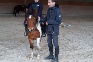 Stage avec Jacques Charandack : Découverte de l'équitation centrée / 1er jour matin en salle 