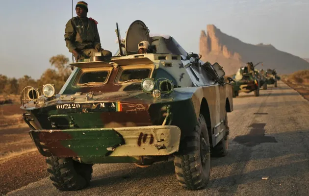 Mali: l'armée se rapproche de Kidal, des combats éclatent à quelques kilomètres de la ville