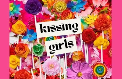 Heather Mae ○ kissing girls 