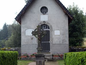 La chapelle du cimetière sur l’emplacement de la première église.