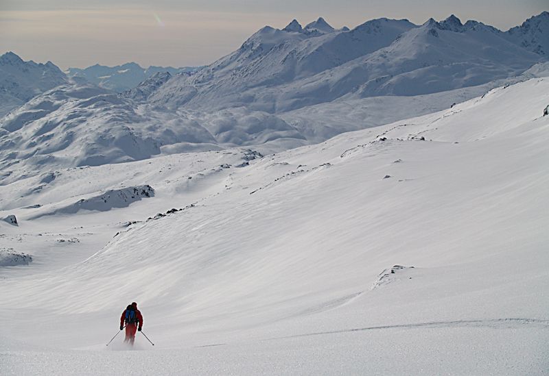 <p><strong>Quelques photos de quelques unes de nos sorties en ski de rando dans les Aravis ou ailleurs.</strong></p>
<p><strong>Avec notamment le grand classique : La Pointe Perc&eacute;e mais aussi Bellacha et bien d'autre.</strong></p>