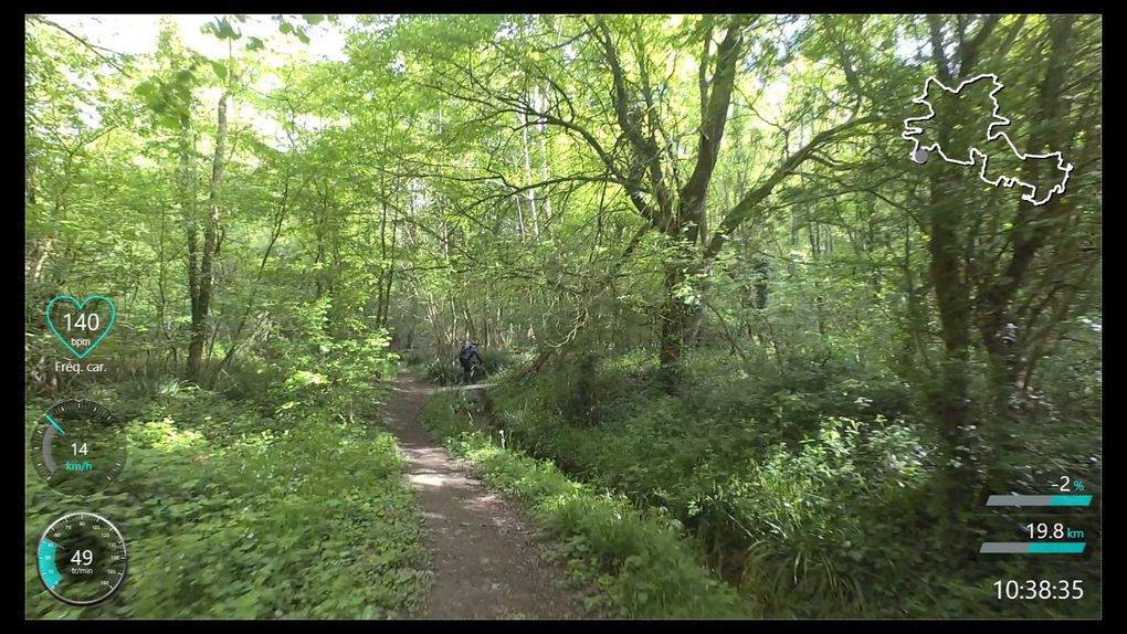 Sortie VTT de 43km D+739m avec Patrice, Chris et Eric , beau temps mais froid et un peu moins dans la boue !