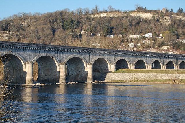 Il suffit de passer le pont