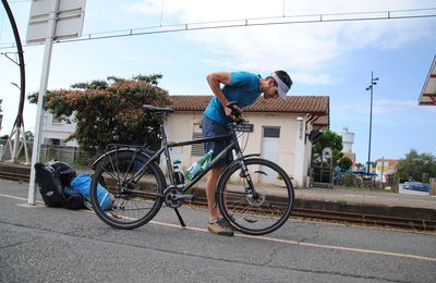 Destination Les Landes : voyage à vélo de Hendaye à Biganos et Surf à Lacanaukm
