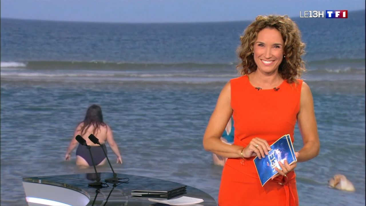 Marie Sophie Lacarrau En Maillot De Bain