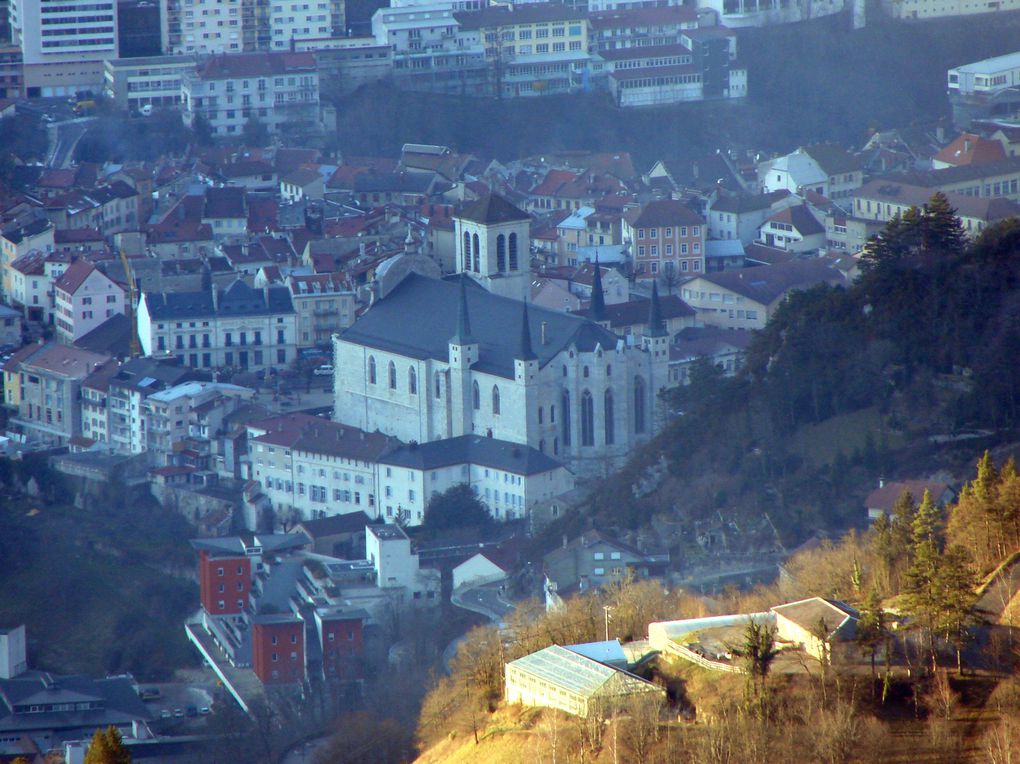 Le jura et le village des moussières, la pesse,  St Claude, et le plateau de Septmoncel