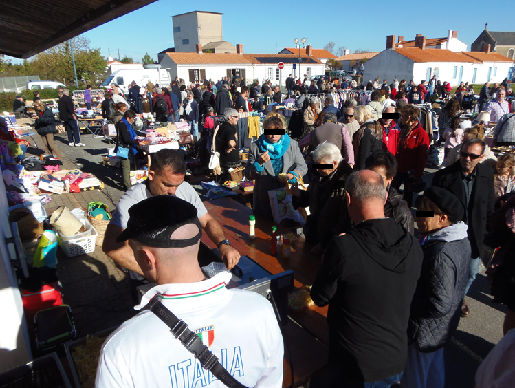 Vide grenier du 25 Octobre 2015