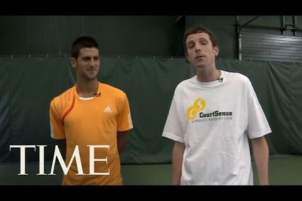 Petite leçon de tennis avec Novak Djokovic