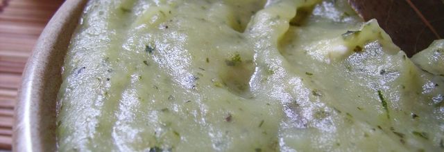 PURÉE-COMPOTE POUR UNE ÉDENTÉE