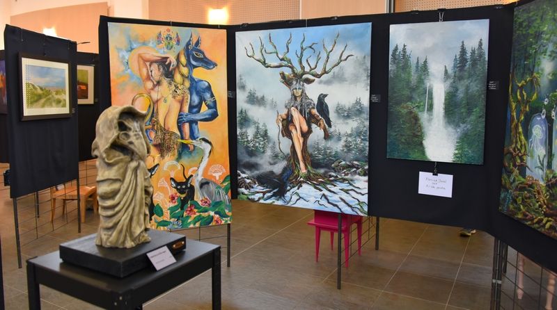 Saint Pierre Église: expo Reg'Arts