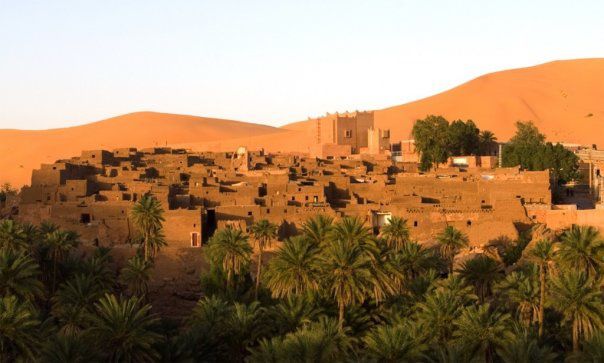 DES VUES SPLENDIDES DE NOTRE BEAU SAHARA