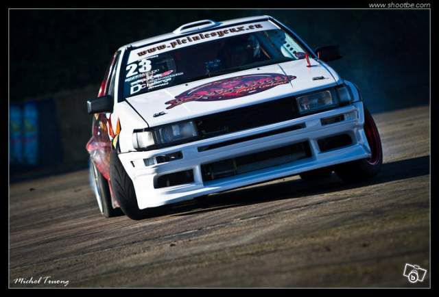 drifting , caisses, paddock, drifteur et drifteuses...