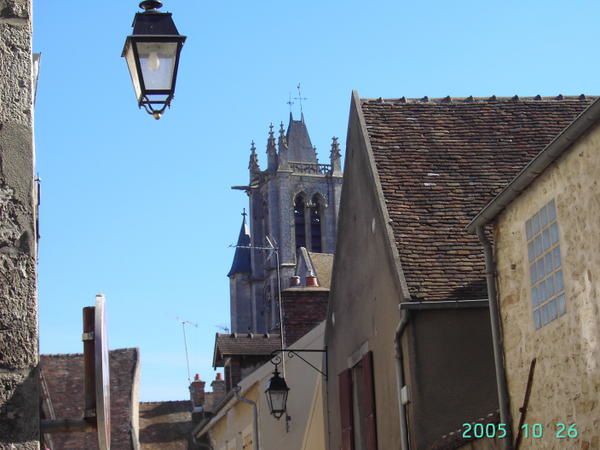 <p>promenade &agrave; travers la ville pour d&eacute;couvrir le patrimoine photo Marie de Mazan</p>
<p>&nbsp;</p>