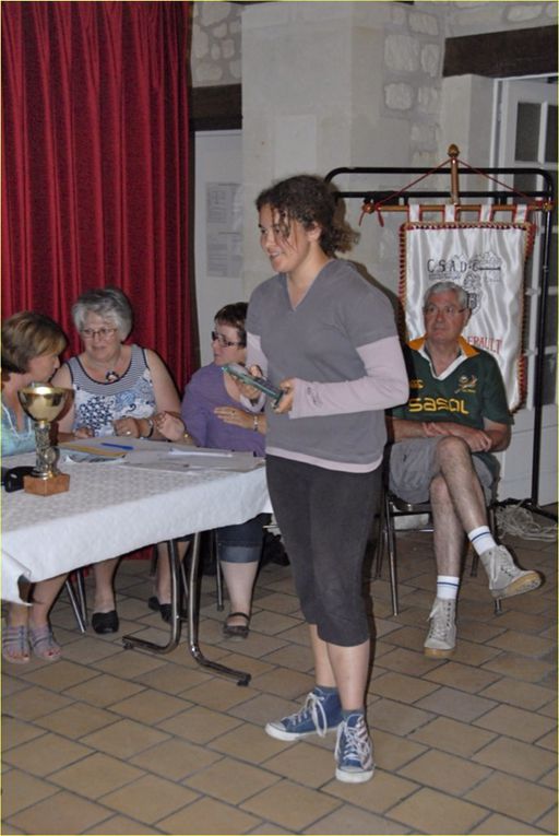 Journée Tir à l'Oiseau 2010/2011, assemblée générale de fin de saison et repas, le tout au Parc du Verger.