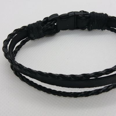 bracelet homme en cuir noir