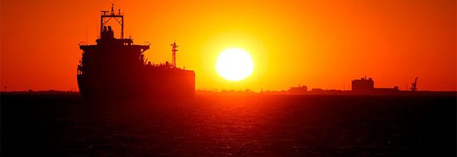 Corea del Sur retiene un segundo buque sospechado de vender petróleo a Corea del Norte
