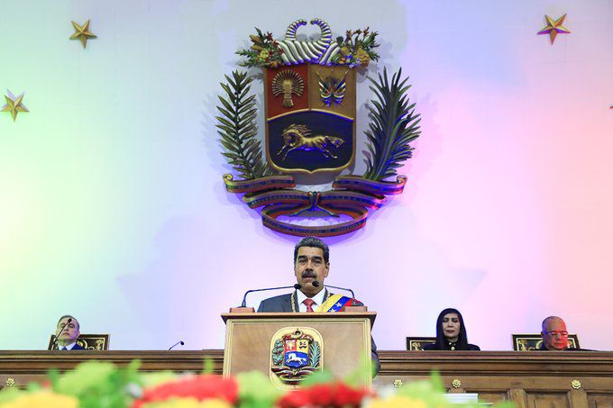Maduro anunció incremento de ingreso mínimo integral de los trabajadores a 100 dólares indexados