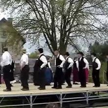 Los amics dau Païs  La montagnarde et la bourrée à deux temps