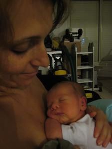 Voici les premières photos de notre babychou de la maternité à aujourd'hui