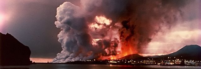 1973 - il y a 40 ans, une éruption fissurale détruisait Vestmannaeyjar.