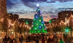 Très belles fêtes à toutes et tous et à l'année prochaine pour de nouvelles aventures !