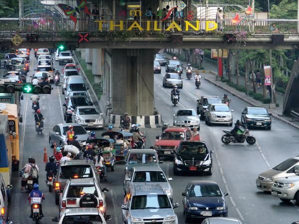 Album - Fin-du-sejour-sur-Bangkok