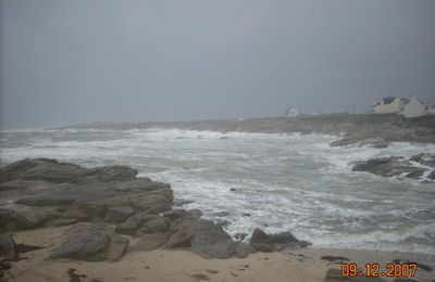 Photos de la plage par temps de tempête....