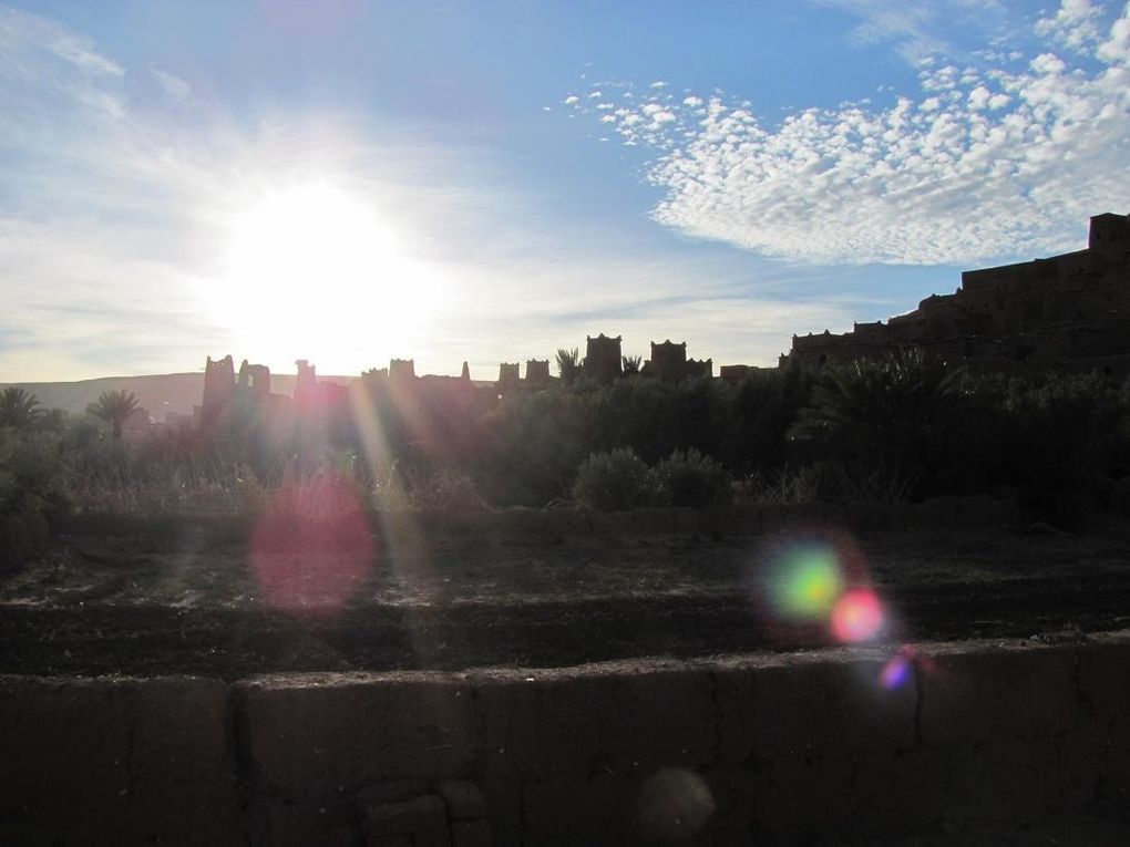 à 30km de Ouarzazate le ksar d'Ait Ben Haddou reste l'un des mieux préservé de tout le Sud Marocain...
