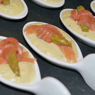 Cuillère apéritive asperge et saumon fumé