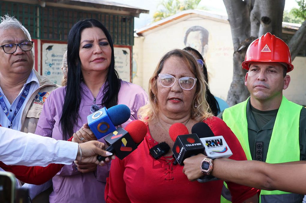 Bricomiles inician en Diego Ibarra plan de recuperación de centros educativos afectados durante las protestas