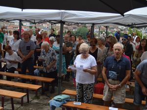 Messe de l'Assomption et bénédiction de la fontaine à la grotte d'Algrange en 2023