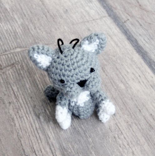 Un Petit Chat Au Crochet Monde Tricot