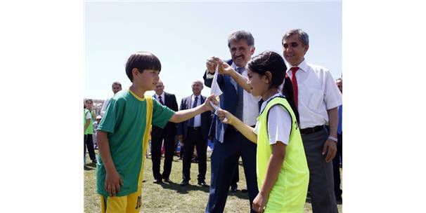 Antalya Çocuklar Sokak Oyunlarını Öğreniyor