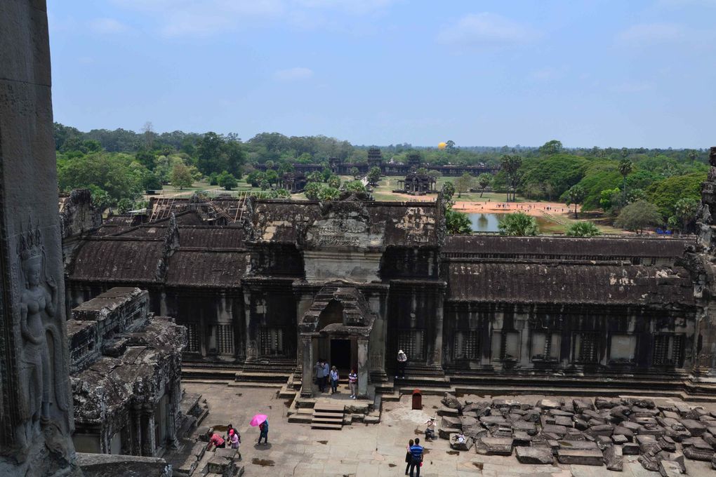 Les temples d'Angkor et ses environs, une des merveilles du Cambodge! Quelques photos du temple de Preah Vihr, à la frontière cambodienne et thaï.