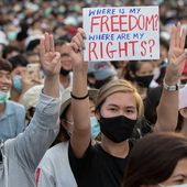 Thaïlande: une fronde inédite de la jeunesse brise les tabous sur la monarchie