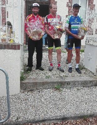 Cyril Belliard (Dreux CC) 2ème à la course FSGT de St Crespin (14)