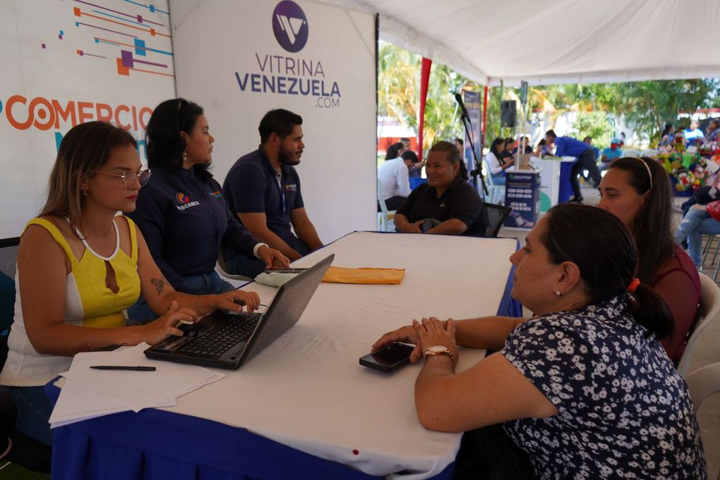 Alcaldía de Valencia realizó Encuentro de Emprendedores en el Centro de Desarrollo Comunitario Bella Florida