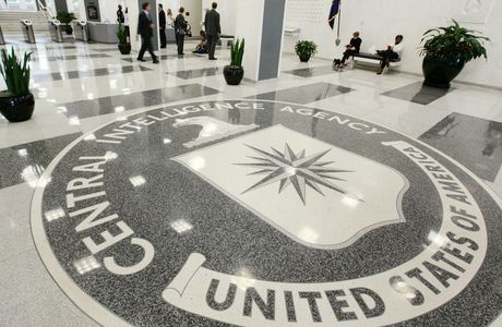 La CIA détruit «par inadvertance» sa seule copie du rapport du Sénat sur ses tortures