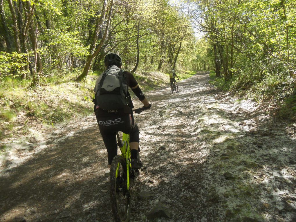 Lundi 16 Mai, Autour de Volvic, 25kms et 530 D+