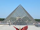Veronica Antonelli Musée du Louvre pyramides du Louvre 