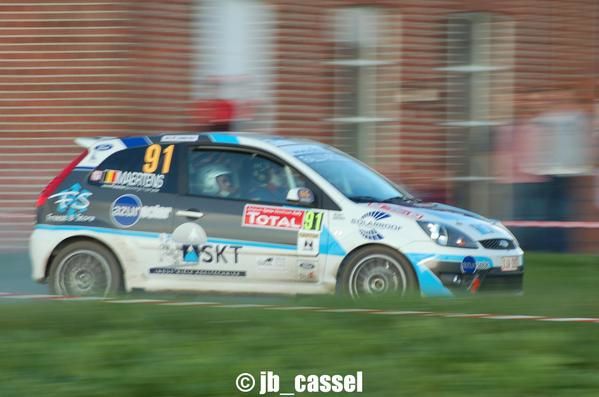 Voila les photos du rallye d'Ypres, j'en ai un petit milier en stock ! n'h&eacute;sitez pas &agrave; me contacter si vous en d&eacute;sirez ! <br /><br />PS: je ne maitrise pas tout &agrave; fait mon appareil photo donc n'h&eacute;sitez pas &agrave; me dire ce que je peux am&eacute;liorer !<br /><br />Edit : quelques photos de mon fr&eacute;ro ont &eacute;t&eacute; ajout&eacute; !