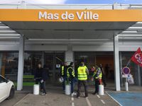Actions dans le Gard: Carrefour hypermarché l'étoile et Sud puis carrefour contact Mas de Ville